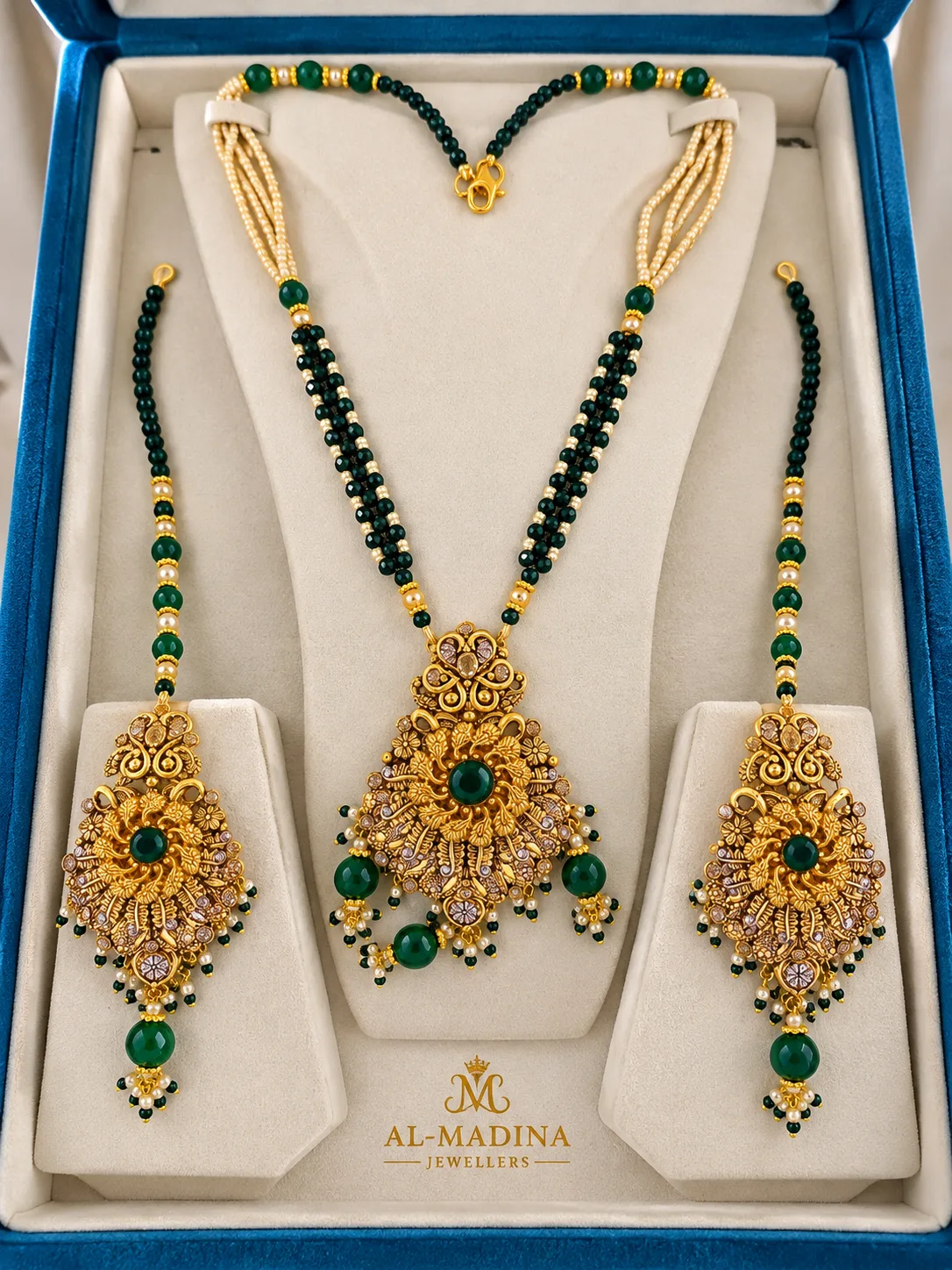 Emerald Heritage Gold Short Set