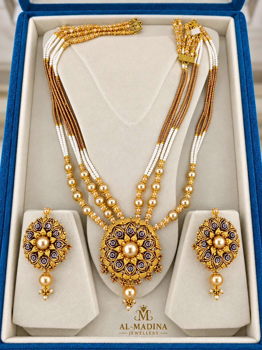 Royal Pearl Floral Gold Short Set