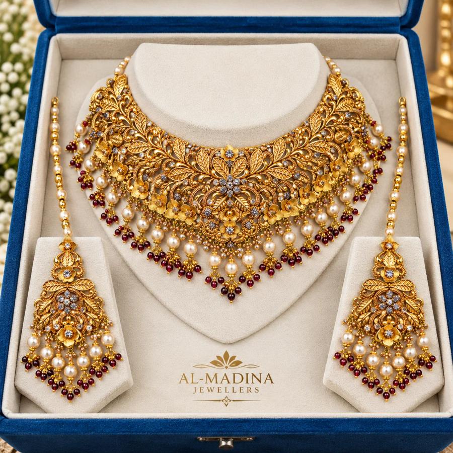 Gulbahar Ghani Pearl Set