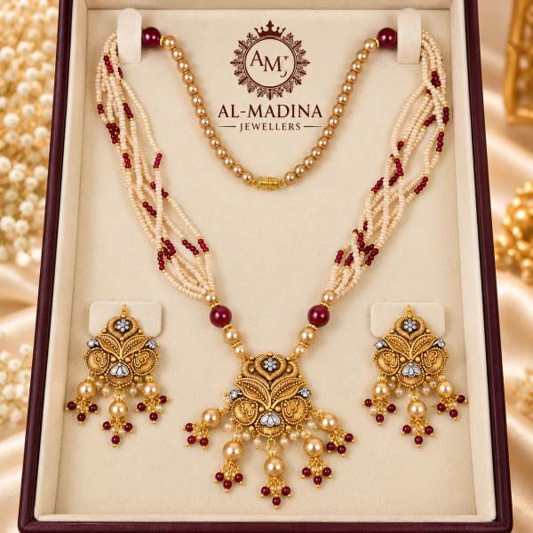 Mehr-e-Aabroo Royal Short Set