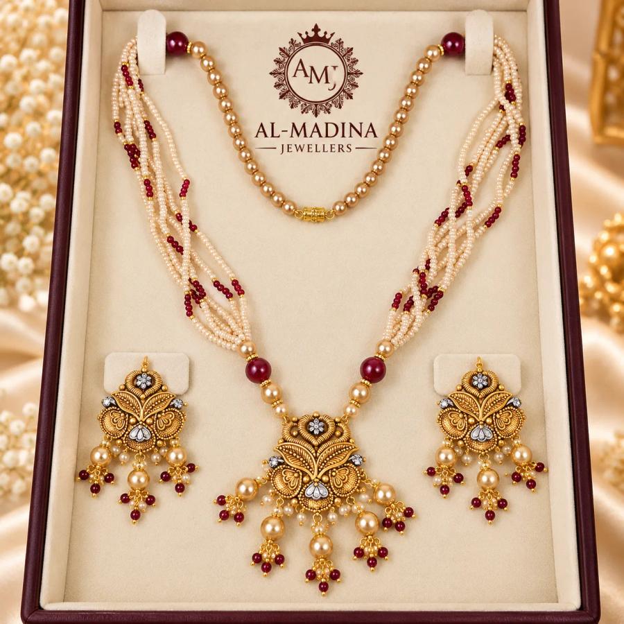 Mehr-e-Aabroo Royal Short Set